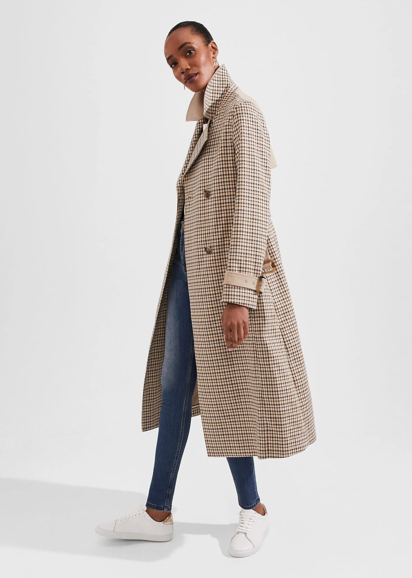 Amaya Trench 