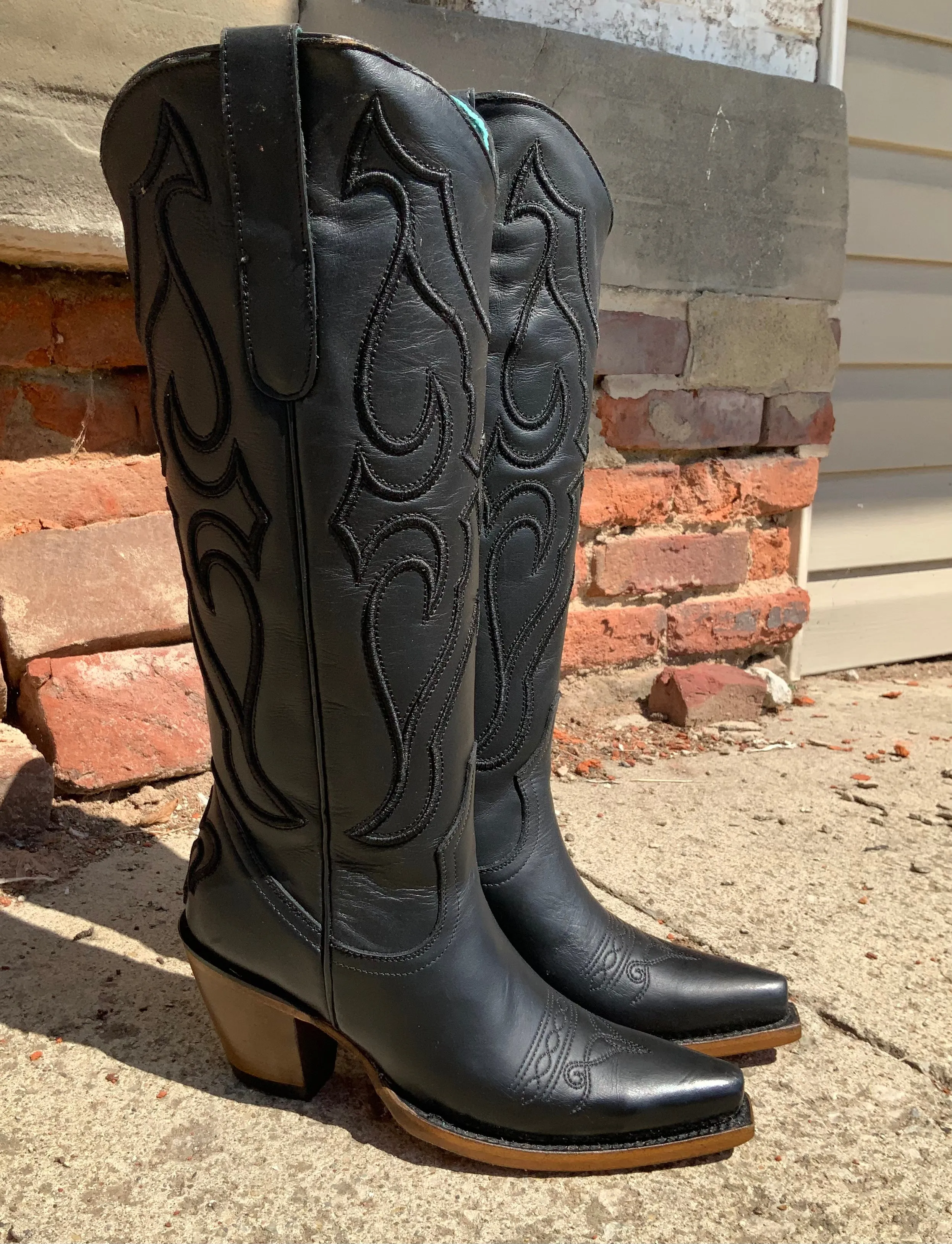 Corral Women's Tall Black Snip Toe Cowgirl Boot Z5075