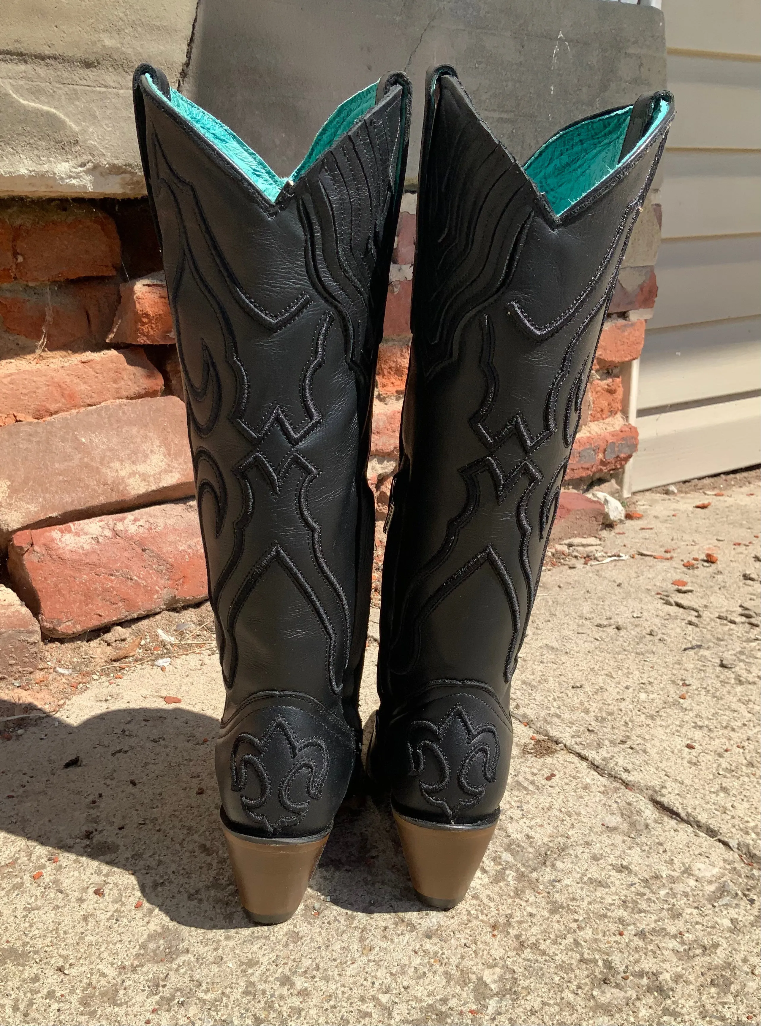 Corral Women's Tall Black Snip Toe Cowgirl Boot Z5075