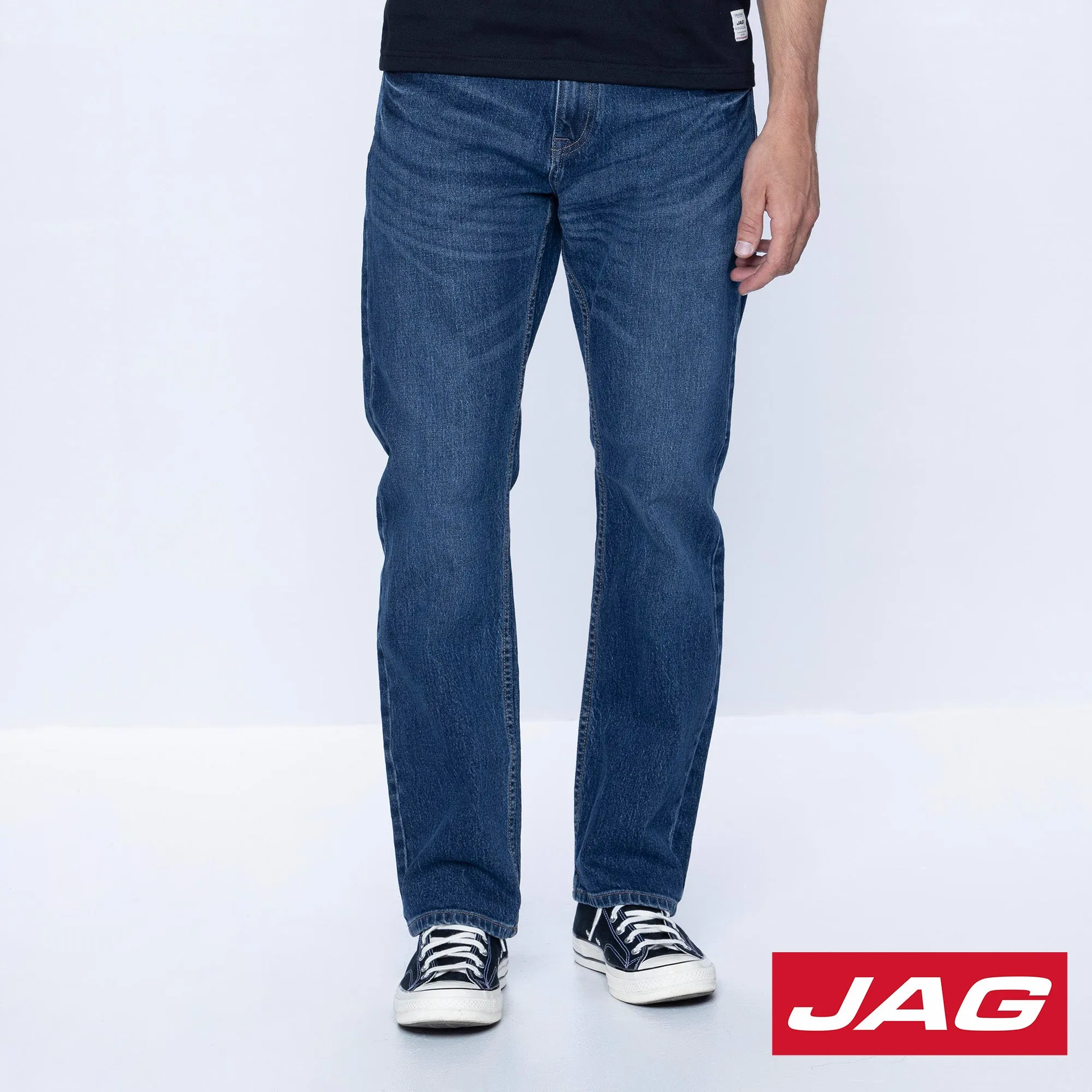 Jag Men's Slim Straight Jeans 30 Inseam in Mid Blue