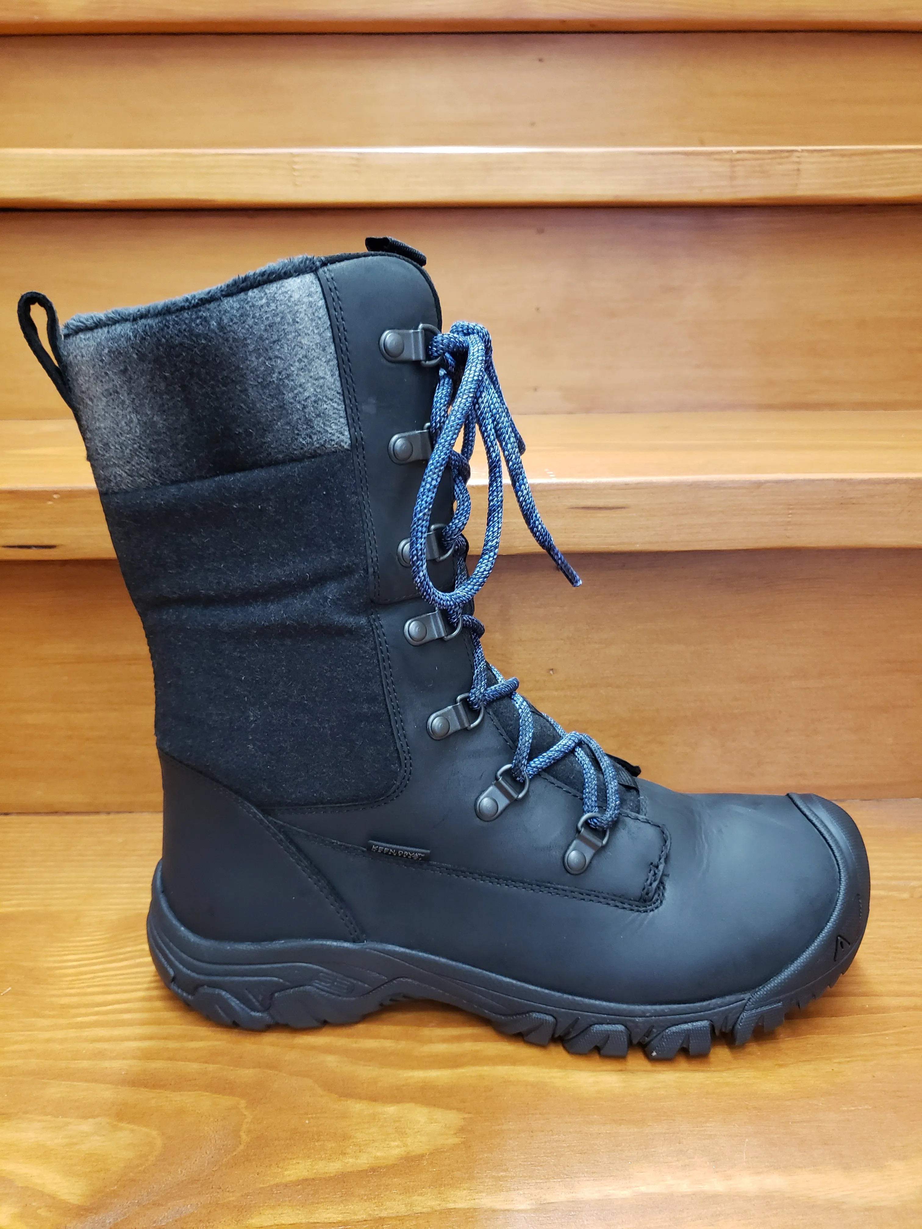 Keen Greta Tall boot WP Insulated Black 1023608