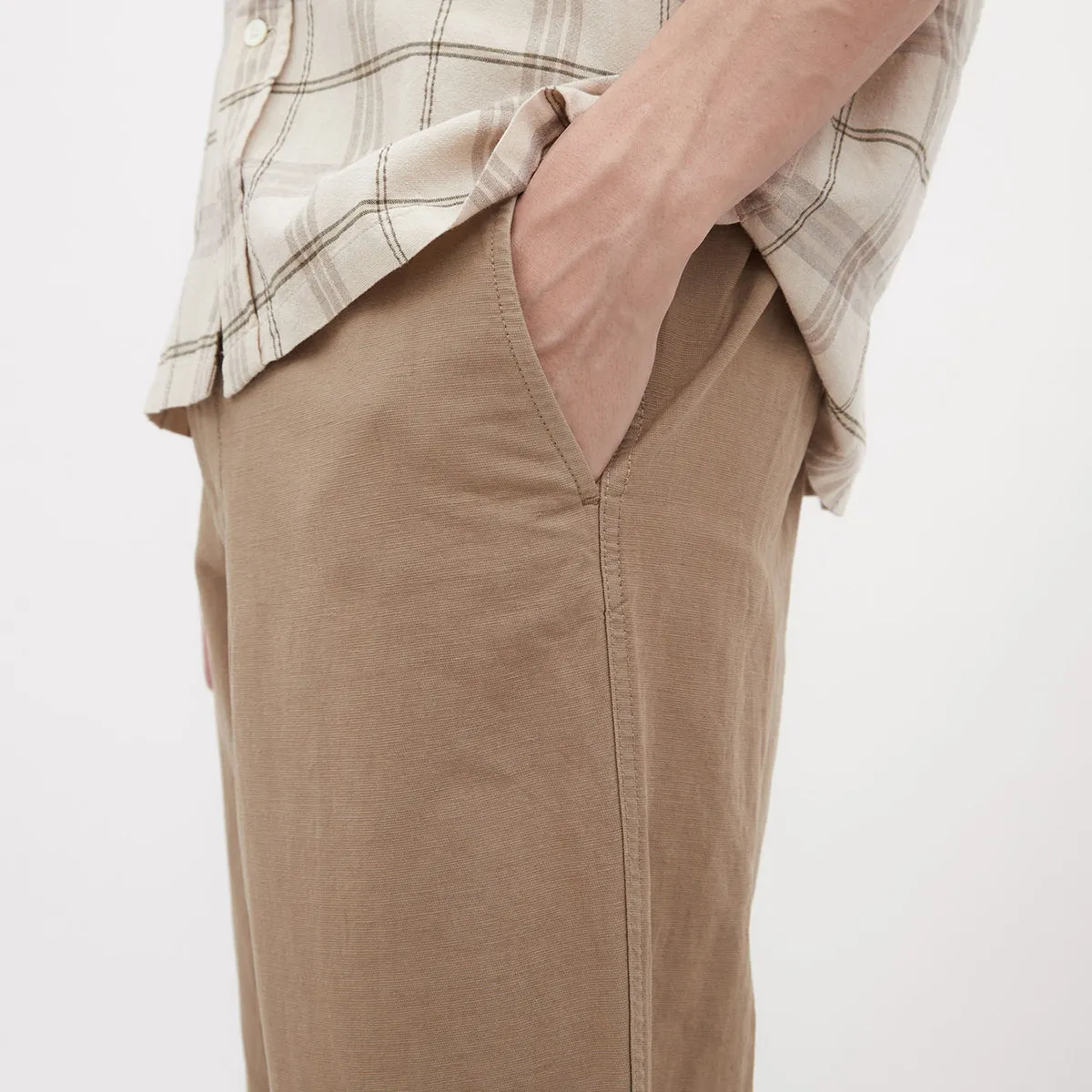 Norse Projects - Ezra Relaxed Cotton Linen Trouser in Clay