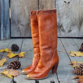 Vintage Caramel Dingo Boots