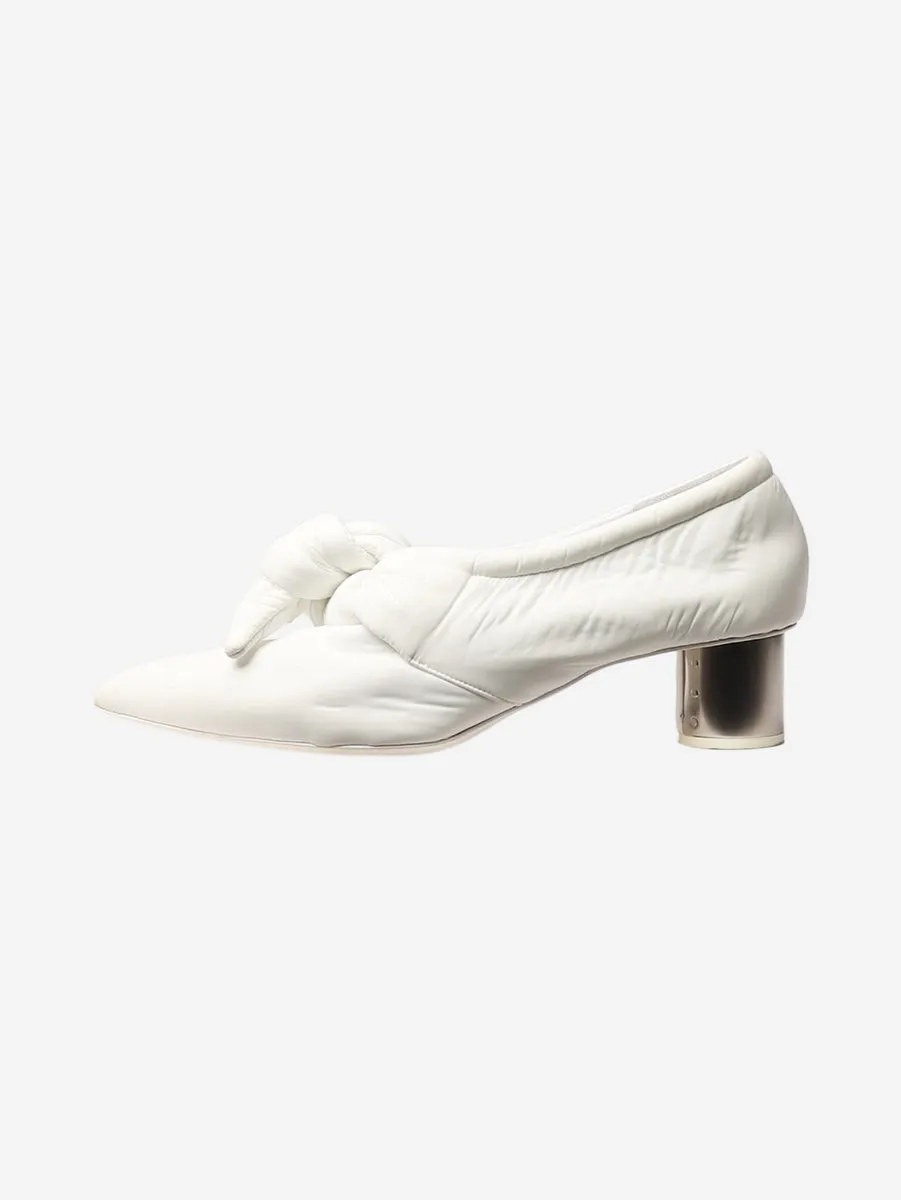   White knotted nylon pumps - size EU 39